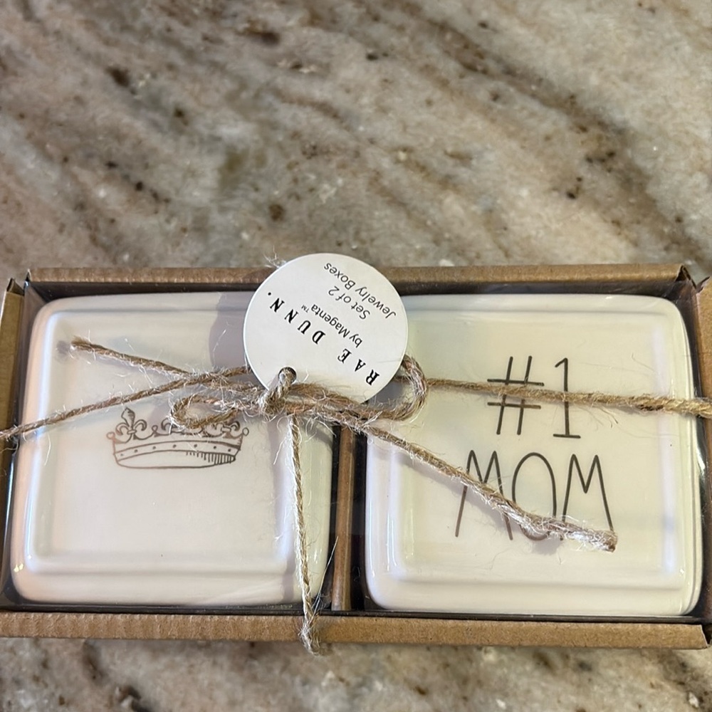 Rae Dunn #1 Mom Jewellery Box Set